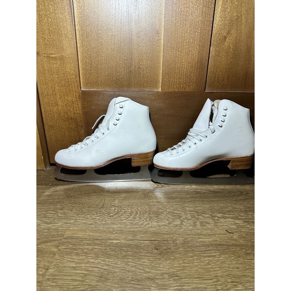 Riedell White Figure Ice Skates Womens Size 6 USA